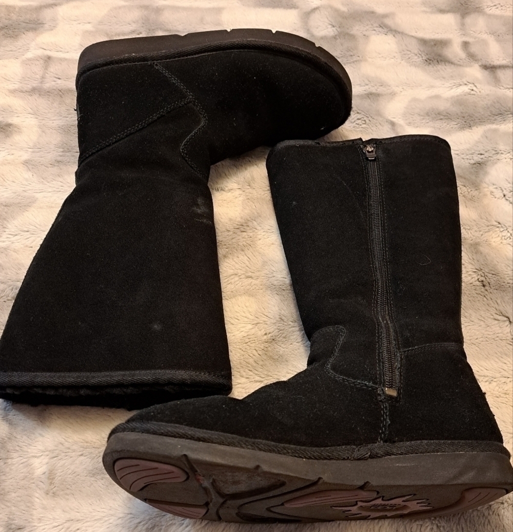 UGG Australia Womens Black Suede Boots   Size 6
